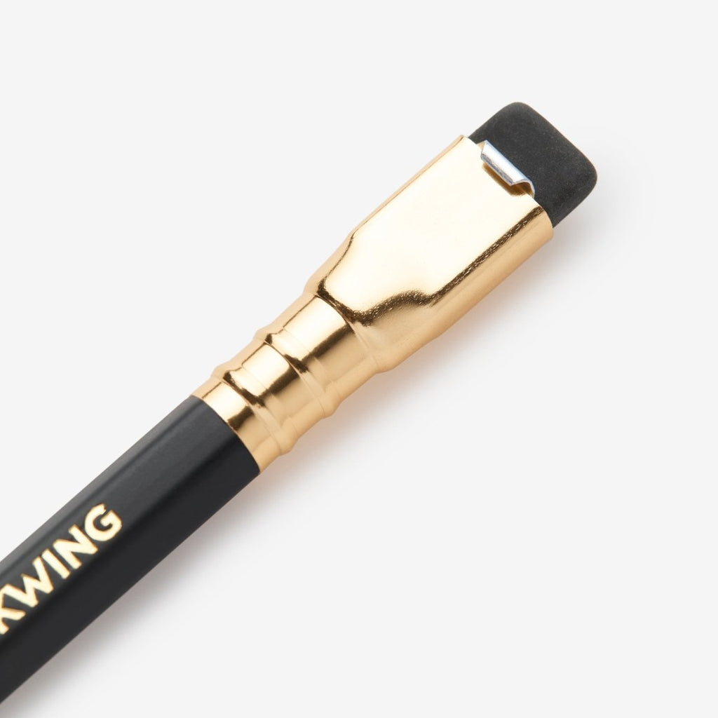 Blackwing Matte Black detalhe da ferrule e borracha