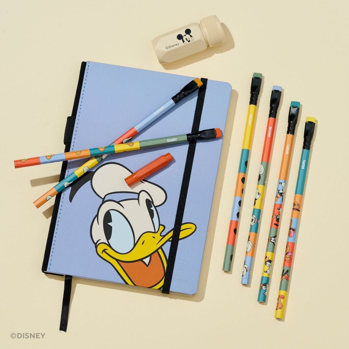 Blackwing Disney Donald Duck and Daisy Duck kit