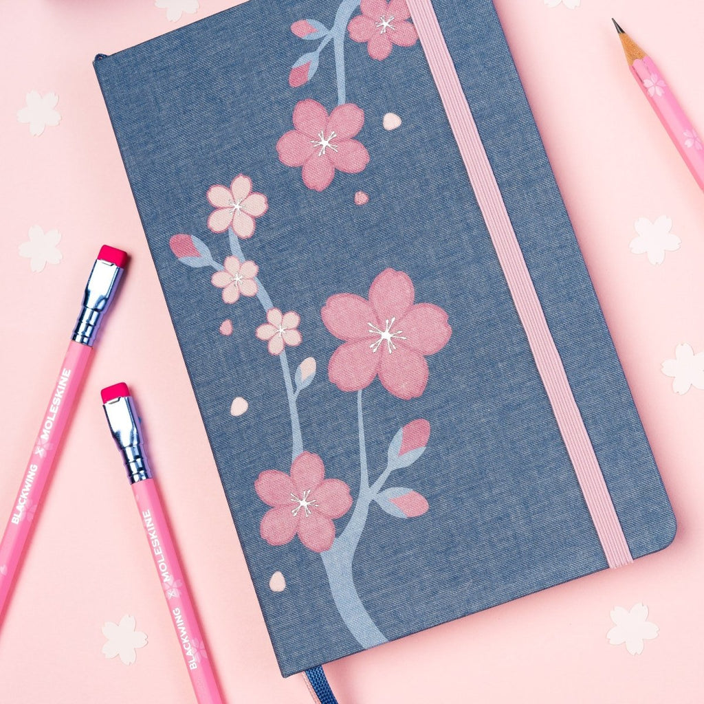 Blackwing x Moleskine Sakura - caderno e lápis