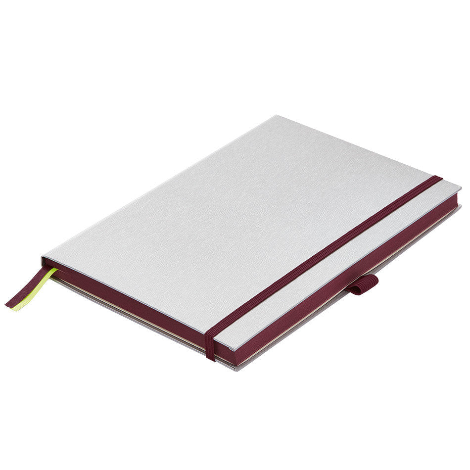 Caderno LAMY paper A5 capa dura preta com acabamento roxo