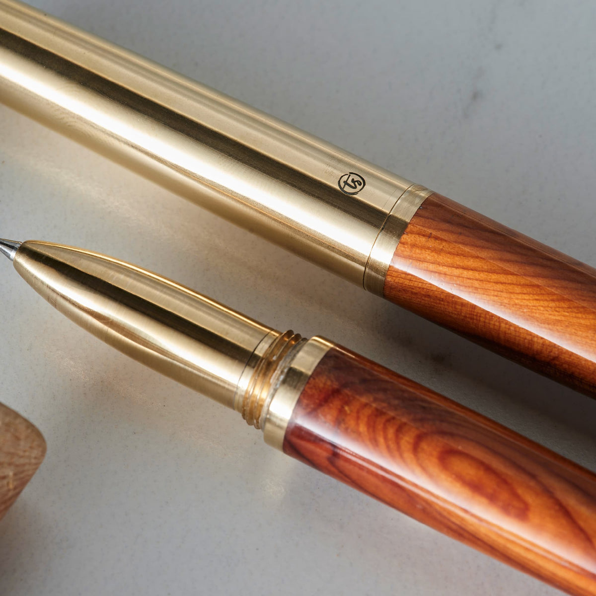 Tom’s Studio Handmade Yew — Caneta Artesanal em Teixo — imagem 2
